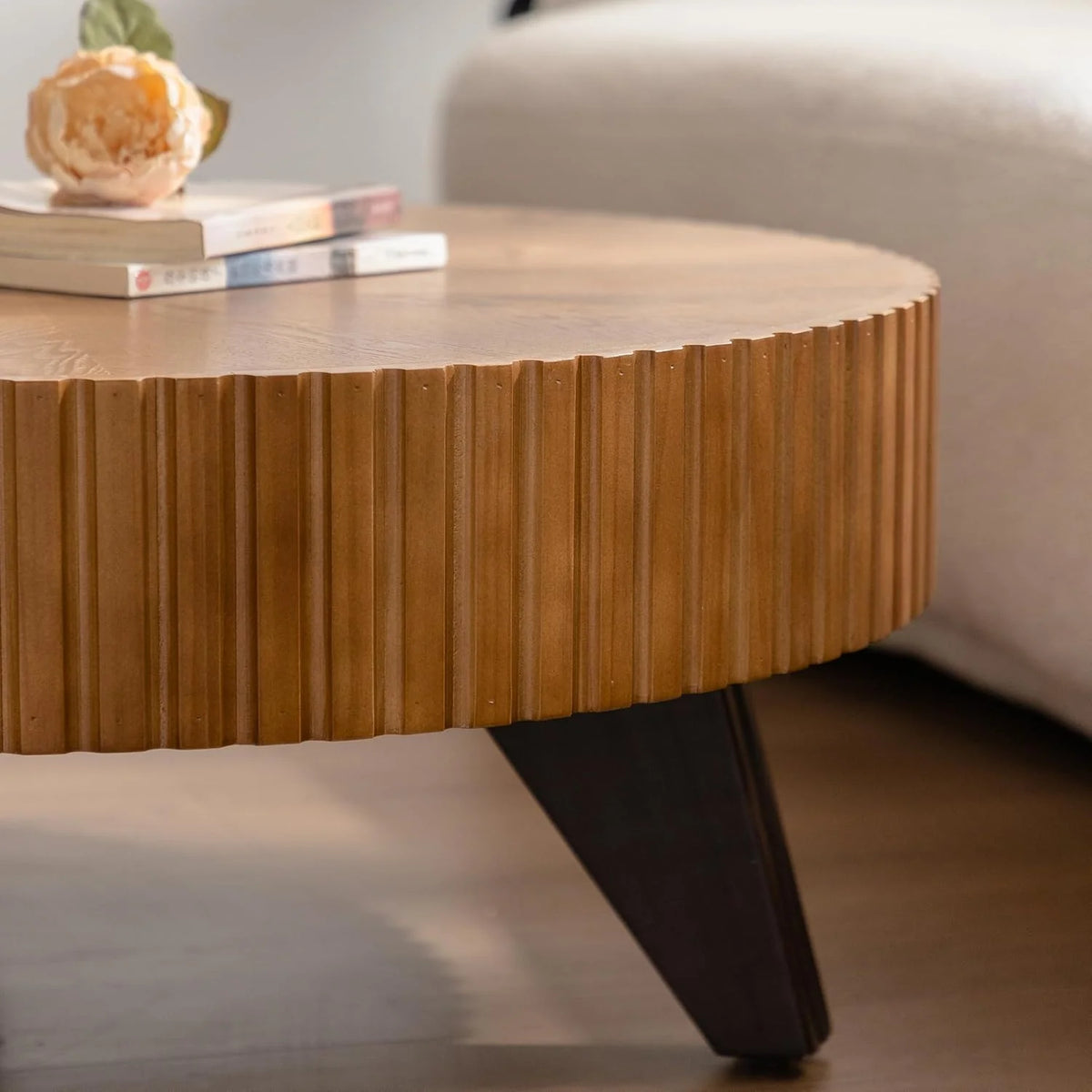 35 Contemporary Round Coffee Table. Coffee Tables Blending Traditional Decor. Solid Wood Center Table for Living Room. Natural