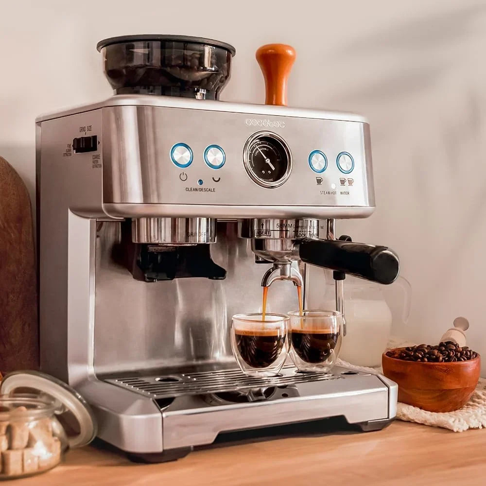 Cecotec Cafetera Express Barista Power Espresso 20 Barista. 2250W. 20 Bares. Manometro y 2 Thermoblocks. Depósito de Café en Grano. Molinillo con 20