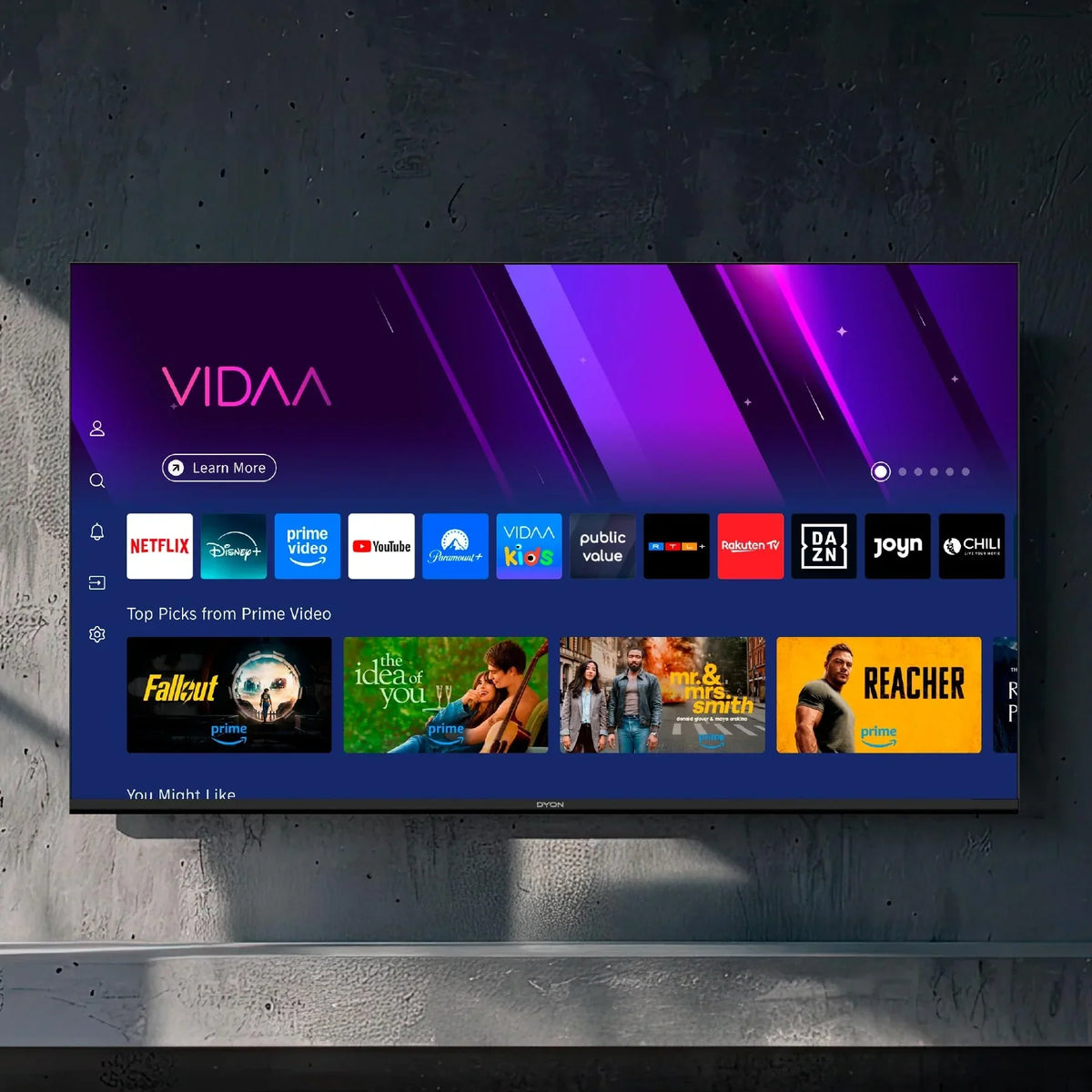 DYON Smart 40 VX-2-40 Zoll (100 cm) Full-HD Smart TV mit HD Triple Tuner (DVB-C/-S2/-T2). App Store. Prime Video. Netflix. YouTube. DAZN. Disney+.