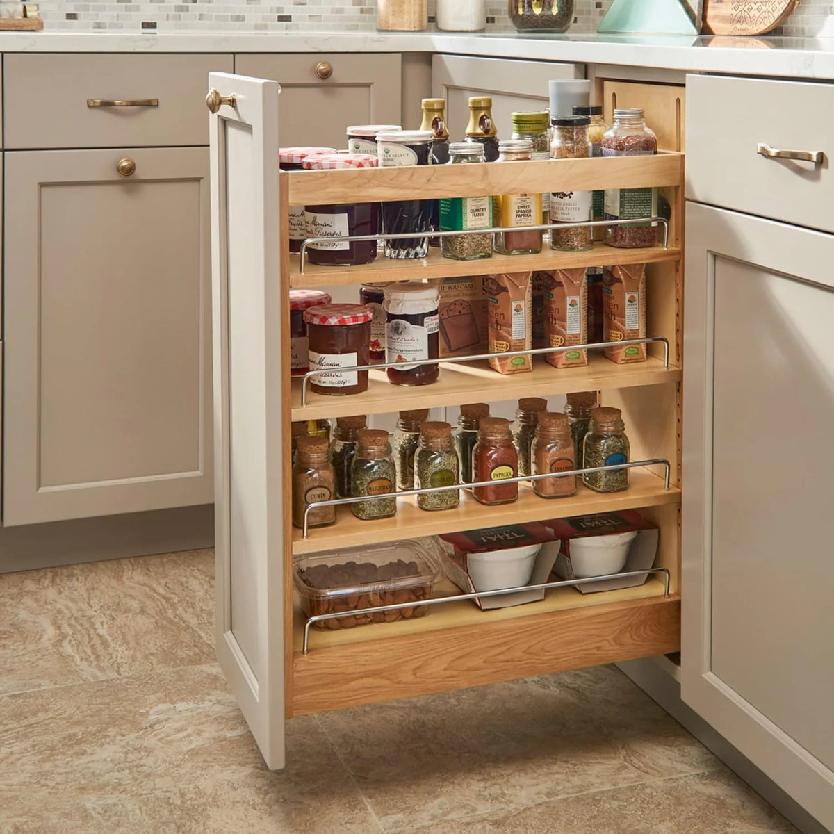 Retractable storage rack. suitable for kitchen/bathroom cabinets. equipped with soft-closing fully telescopic rails and adjustable shelves