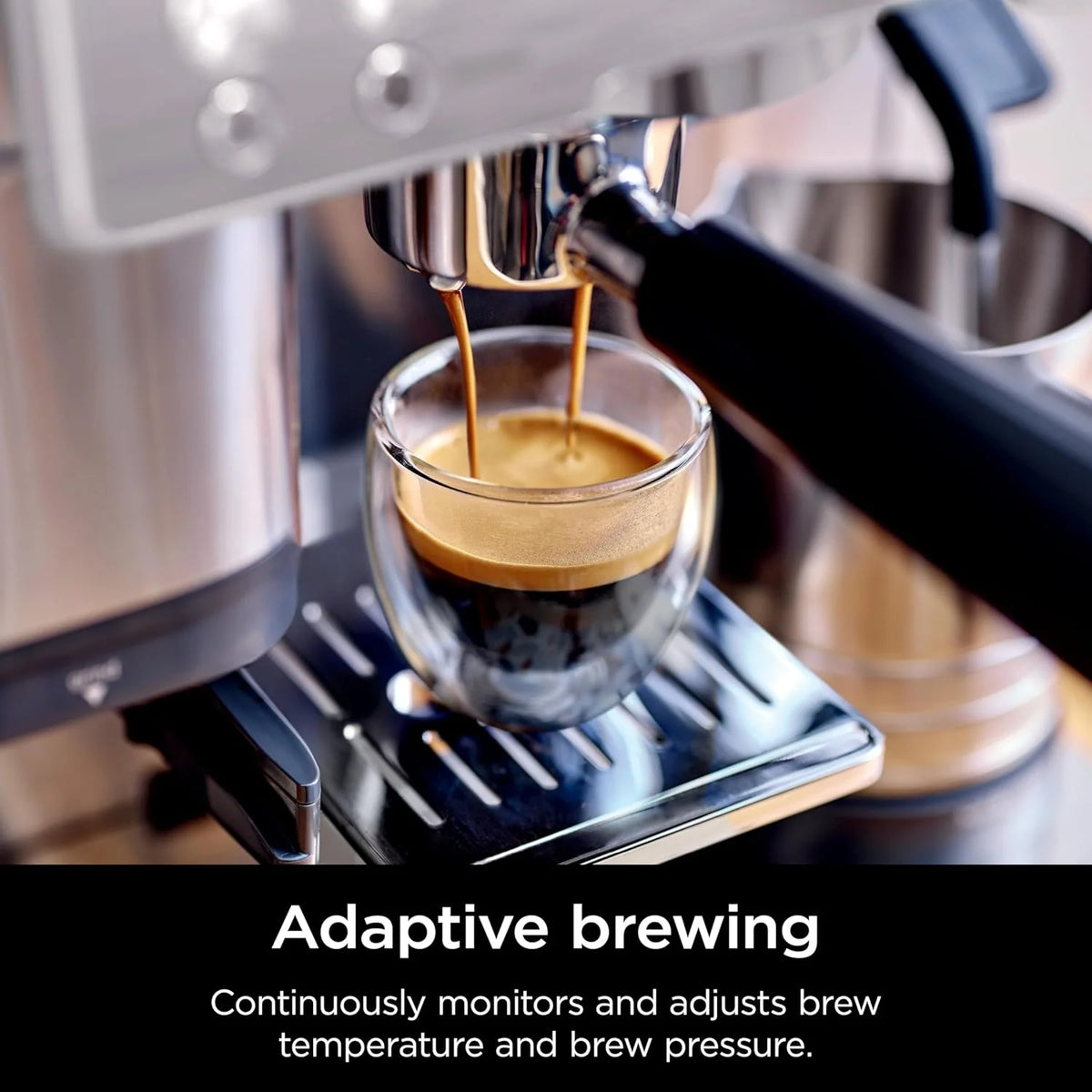 Italian coffee machine. drip coffee machine. rapid cold brew coffee machine. integrated grinder. hand-free milk frother. equipped with a strike plate. water filter. cleaning sheet. descaling agent