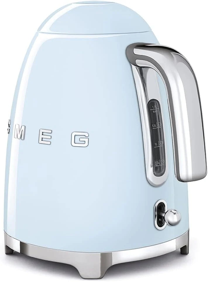 Retro style 7-tank electric kettle. featuring automatic power-off function. detachable base and water level indicator. with matte Canobrandt finish.