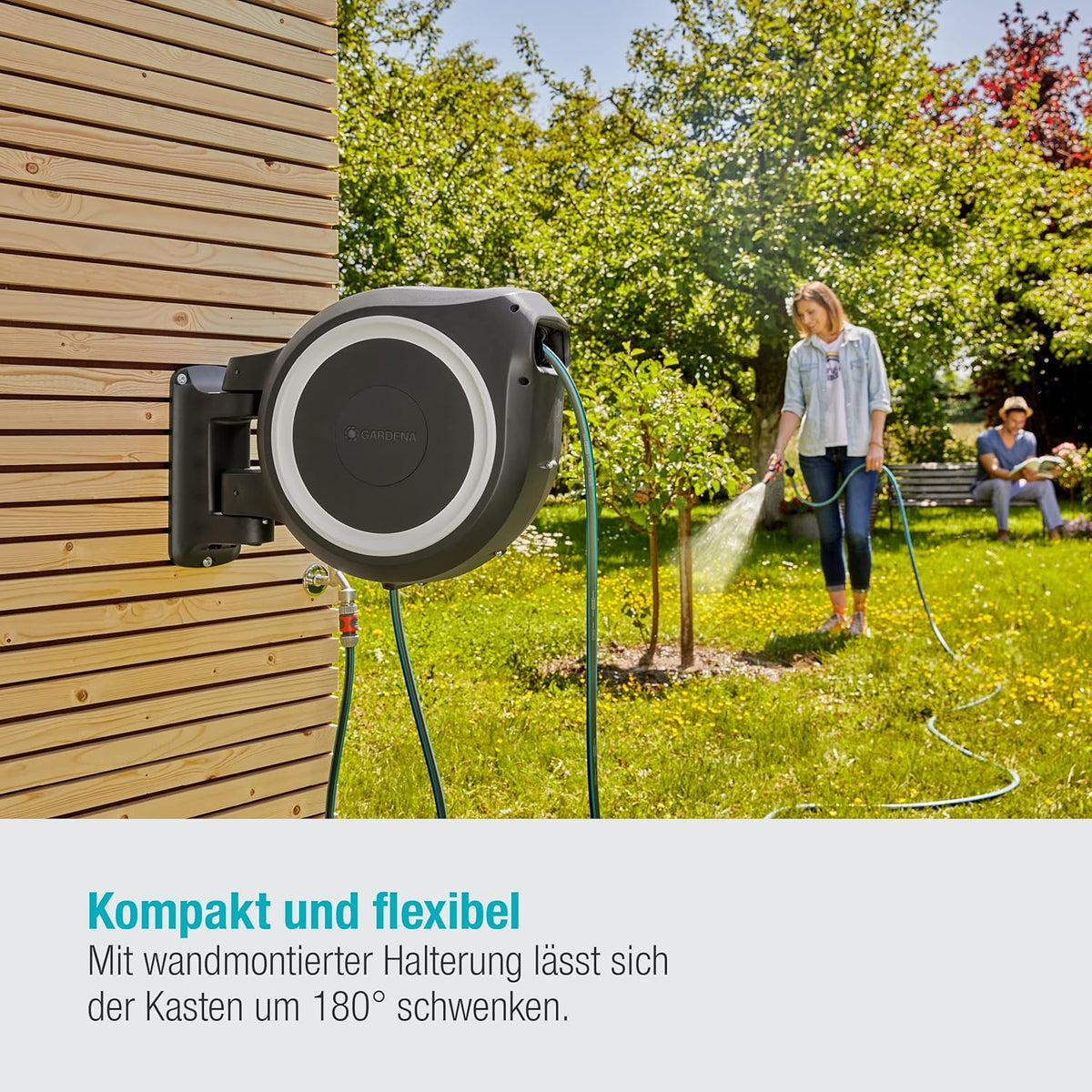Gardena Original Wand-Schlauchbox RollUp L (weiß) 30 m: flexible Bewässerung für große Gärten. Schwenkbare Schlauchbox. inkl. 30 m Gardena