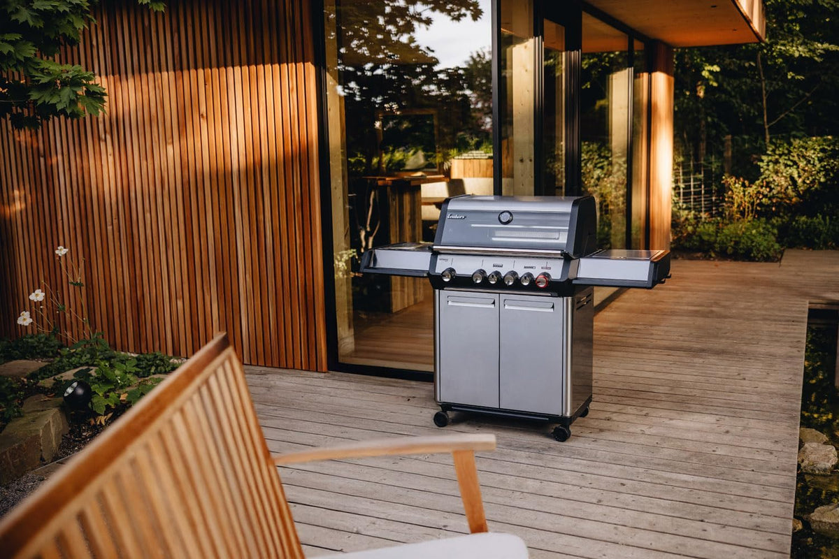 Enders Gasgrill Monroe Pro 4 SIKR Turbo. 4-Brenner. mit Kocher und Infrarot-Heckbrenner. PanoVision Sichtfenster. Gussrost. Aluguss Grill. 800 °C