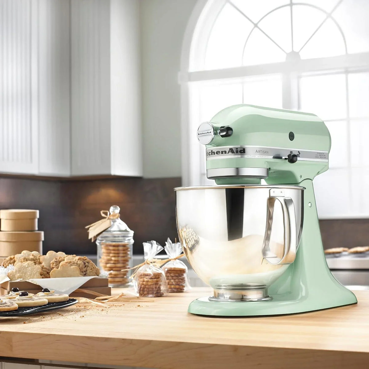 5-Quart Tilt-Head Stand Mixer. Electric Kitchen Mixer with Bowl. Multi-Speed Settings for Baking. Mixing and Food Preparation