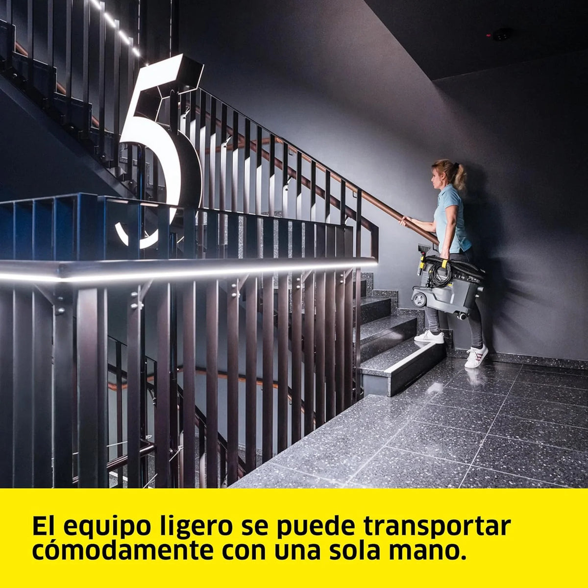 Kärcher Lava-aspiradora Puzzi 8/1. para tapicerías y superficies textiles. depósito: 8 l. caudal de pulverización: 1 l/min. superficie: 12-18 m²/h.