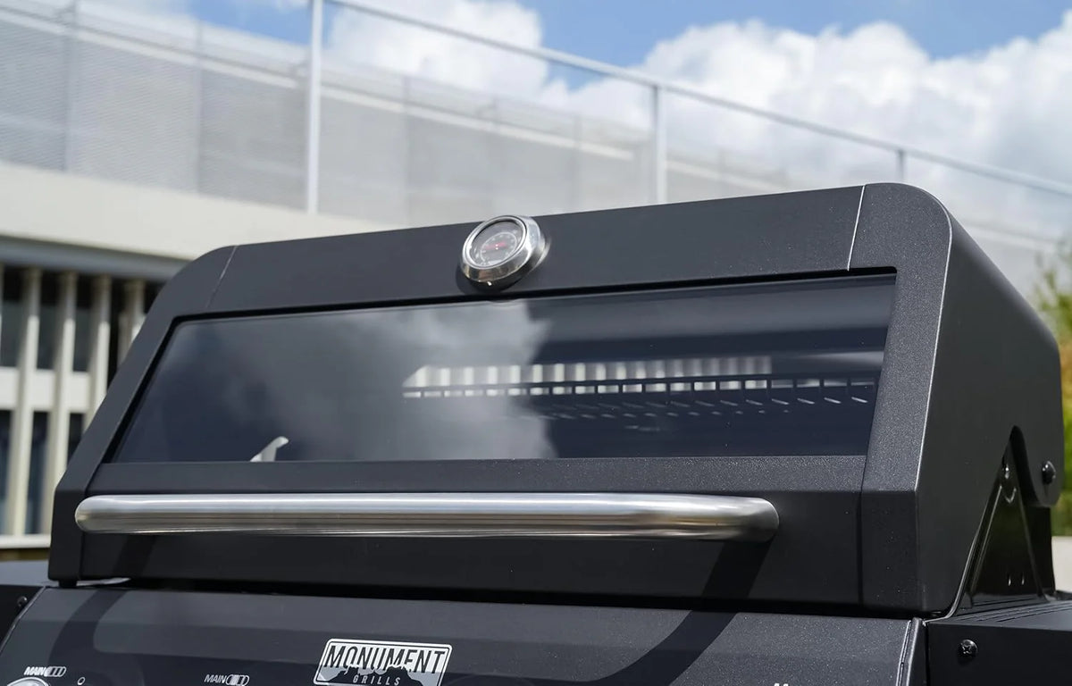 Grills 4-Burner Liquid Propane Gas Grill. Silver Stainless Steel Grill Outdoor Patio Garden Barbecue Grill with Clearview® Lid and One Foldable Shelf. Mesa400MF