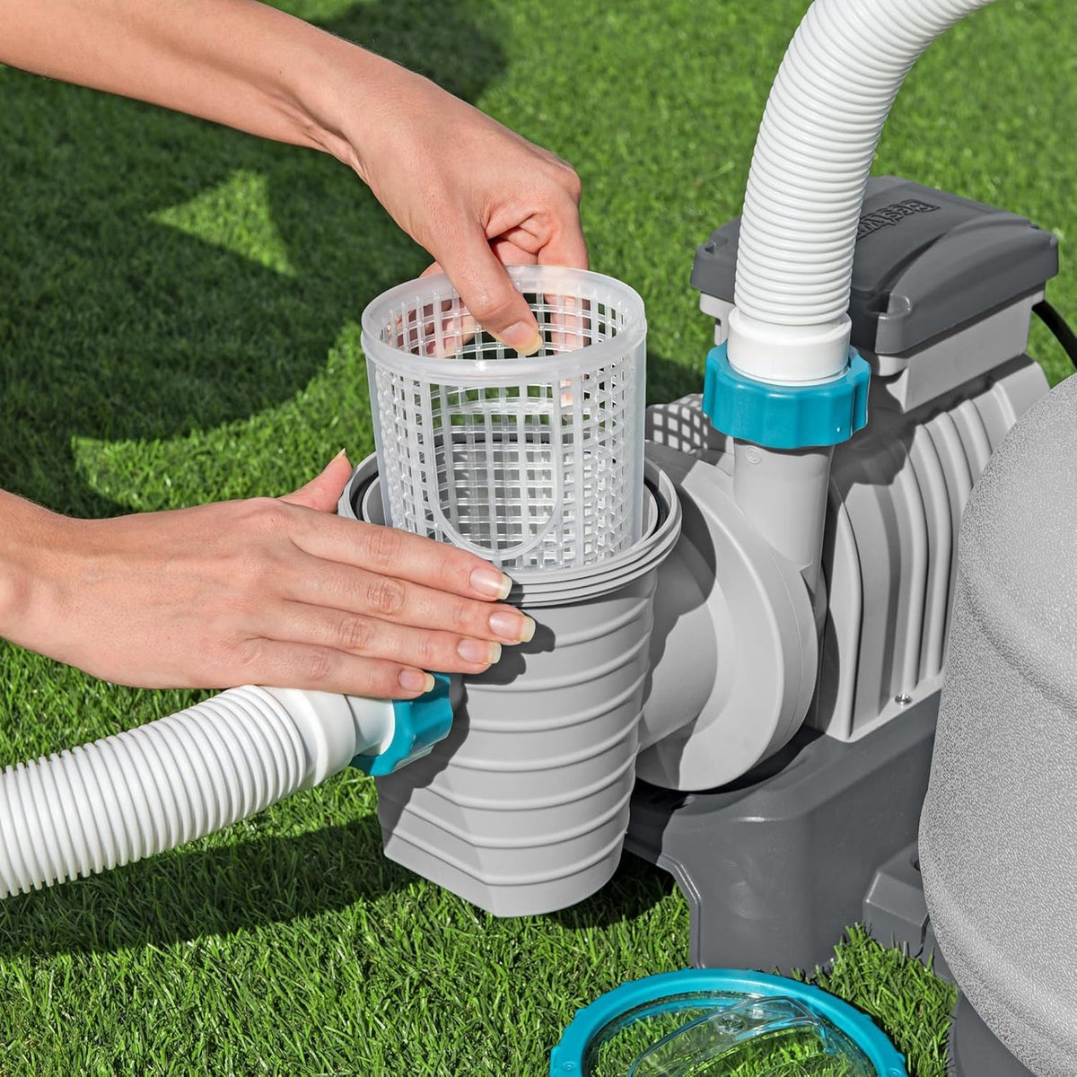 2.200 GPH Sand Filter Pump for Above Ground Pools. High Flow Swimming Pool Filtration System