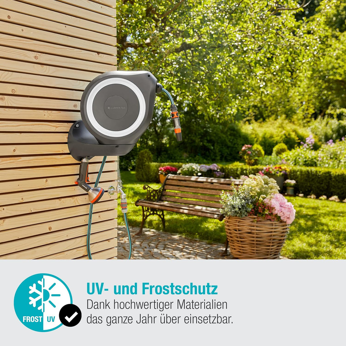 Gardena Wand-Schlauchbox RollUp M 20 m: Flexible Bewässerung für mittelgroße Gärten. schwenkbare Schlauchtrommel. mit Wandhalterung. Systemteilen und