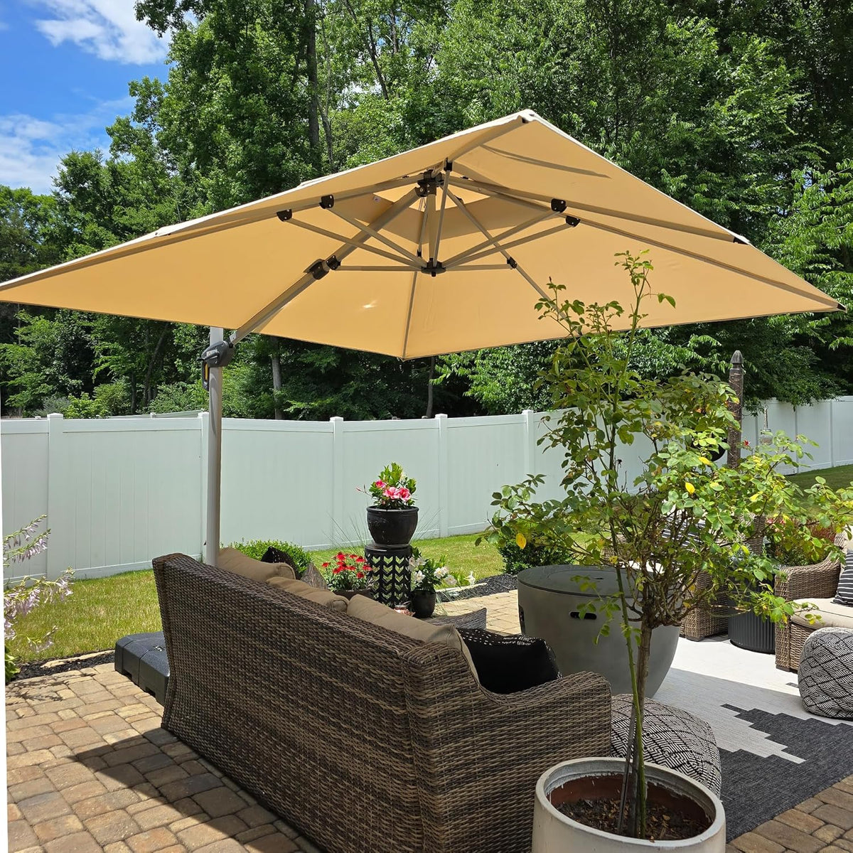 PURPLE LEAF Sonnenschirm 300 x 300 cm mit Schirmständer Ampelschirm Groß 360°Rotation Gartenschirm mit Kurbel. Marktschirm XXL Sonnenschutz UV50+.