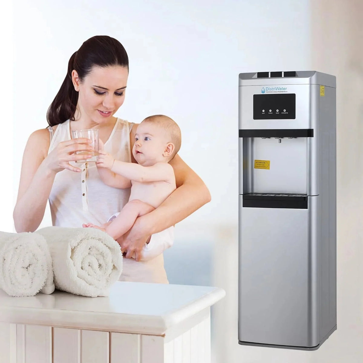 Dispensador de agua fría o caliente. Fuente de agua con asa ergonómica. todo tipo de garrafas. para agua caliente y fría. para la oficina y la casa.