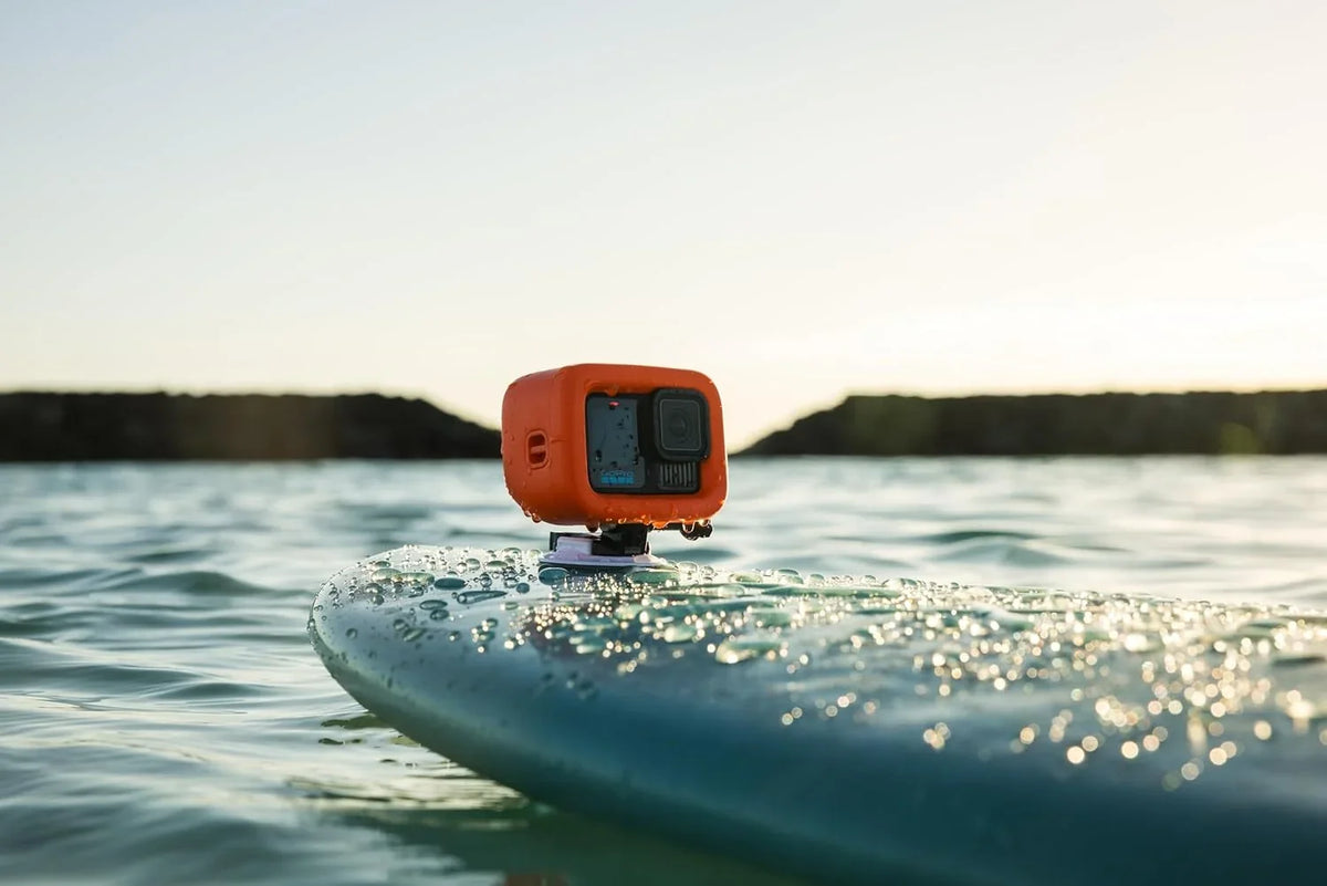 GoPro HERO13 Black - Cámara de acción Resistente al Agua con vídeo 5.3K60. fotografía de 27 MP + compatibilidad con Lentes Serie HB