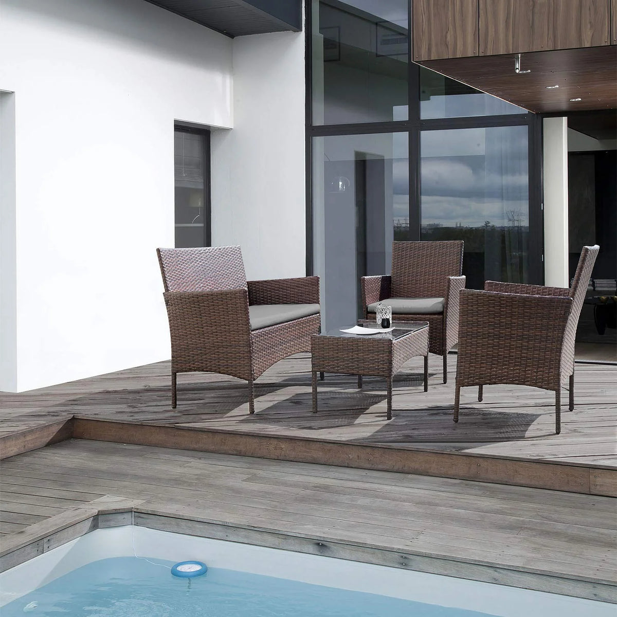 4-Piece Outdoor Patio Furniture Set. Rattan Wicker Chairs and Outdoor Seating Set