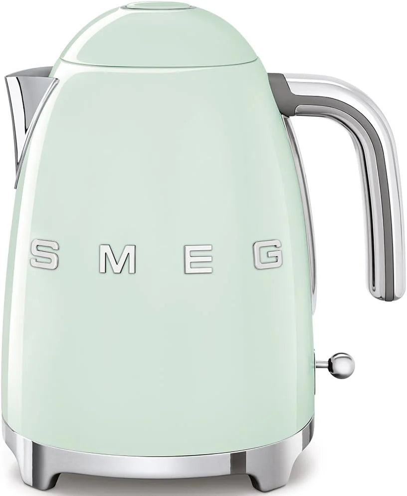Retro style 7-tank electric kettle. featuring automatic power-off function. detachable base and water level indicator. with matte Canobrandt finish.