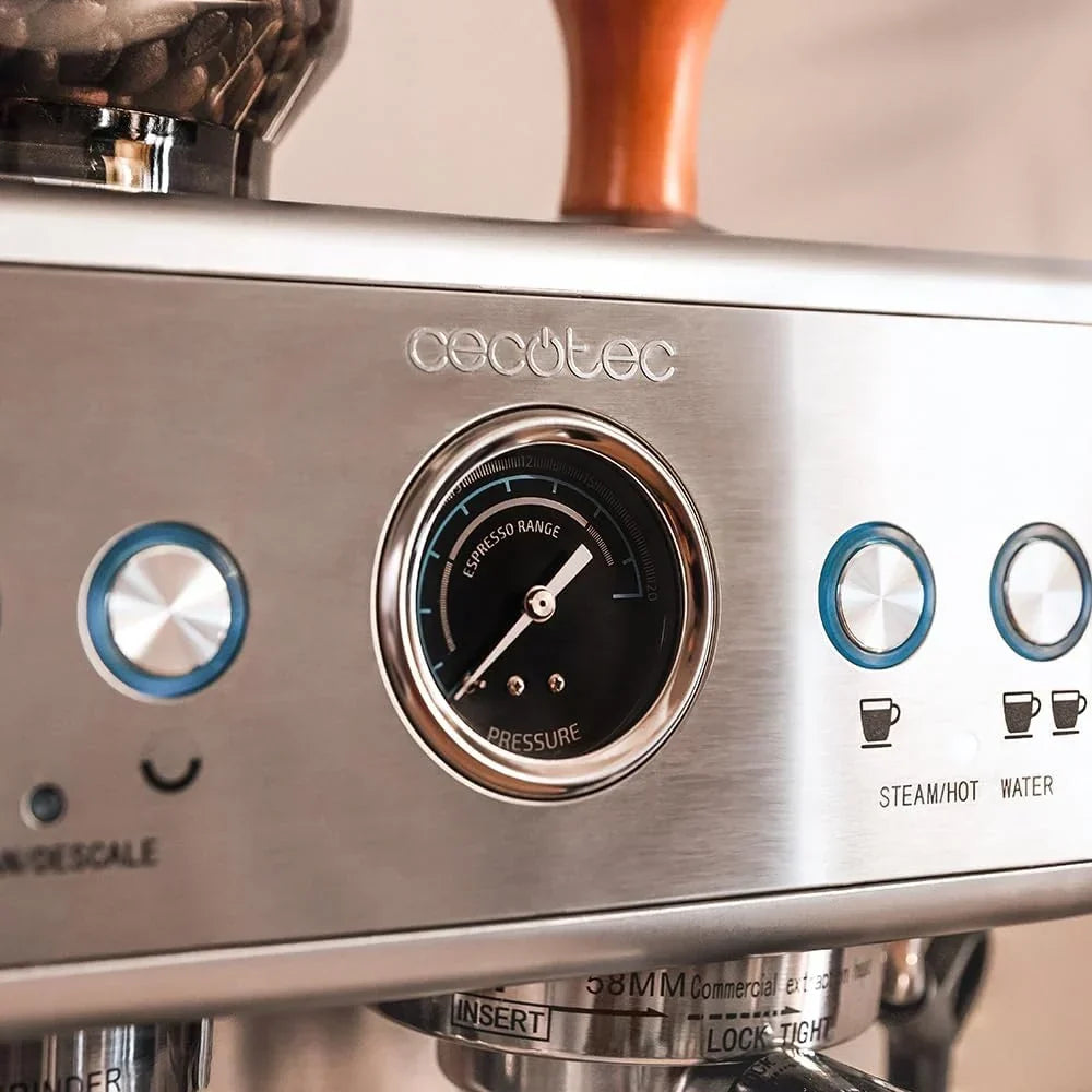 Cecotec Cafetera Express Barista Power Espresso 20 Barista. 2250W. 20 Bares. Manometro y 2 Thermoblocks. Depósito de Café en Grano. Molinillo con 20