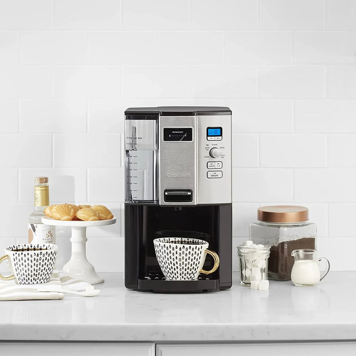 Coffee Maker. 12 Cup Programmable Drip