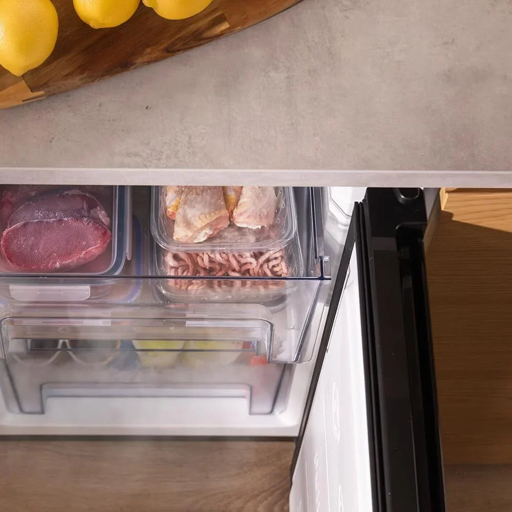 Cecotec Congelador Vertical Sobremesa 97 L Bolero CoolMarket TF 97 Inox. Clase Energética E. Diseño compacto. Puerta reversible. 3 Cajones. Medidas