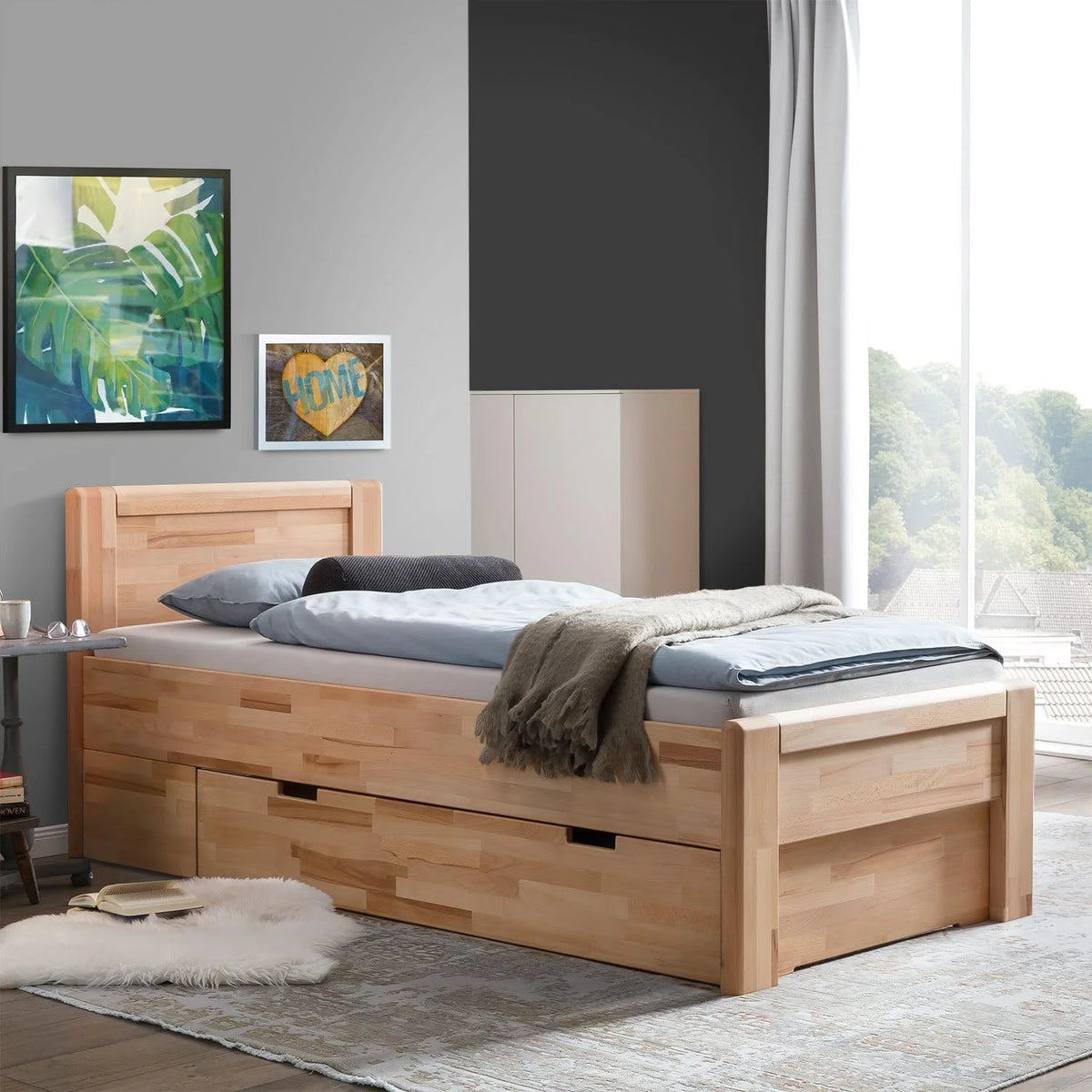 Ewen Seniorenbett Massivholz 90x200 cm mit Schubkasten Komforthöhe aus geölter Kernbuche. Natur. mit Auflageleisten. 48 cm Einstiegshöhe.