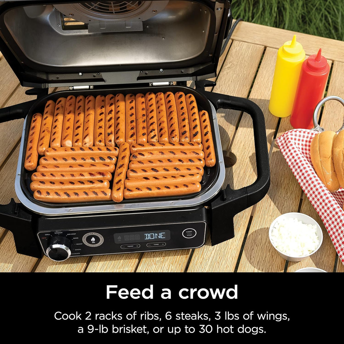 The wood-fire professional outdoor grill is equipped with an internal thermometer. It is a 7-in-one multi-functional grill. a barbecue smoker. an outdoor air fryer. featuring baking. roasting. dehydrating and grilling functions. It adopts the wood-fi