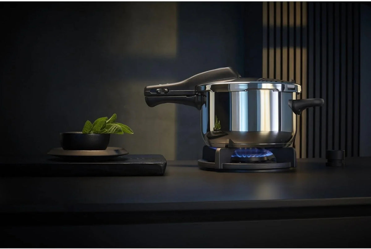 WMF Perfect One Pot Schnellkochtopf Induktion Set 2-teilig. Dampfkochtopf 4.5l. 3l. großes Kochsignal. 2 Kochstufen. abnehmbarer Deckelgriff. für alle