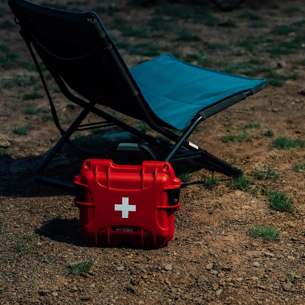 Waterproof first aid kit - Emergency medical supplies and essential survival items. suitable for emergency provisions and necessities in cars. homes. boats. camping and traveling.