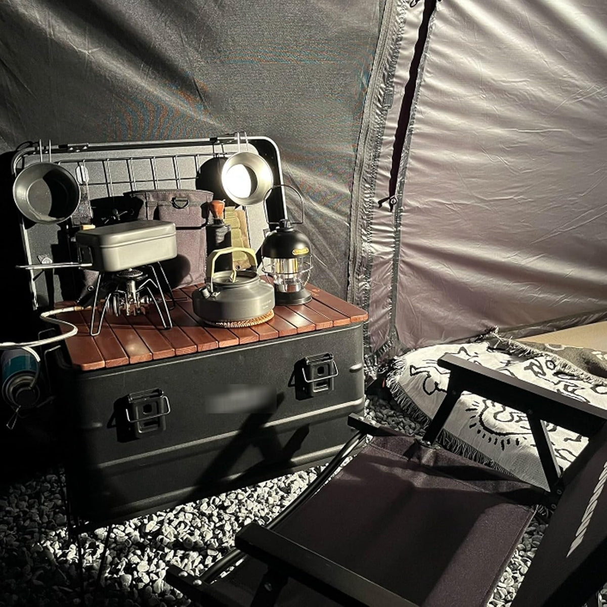 Camping box - Waterproof outdoor metal storage box. 47 liters. portable RV box. equipped with a wooden table and a set of 3 storage bags. large capacity storage box