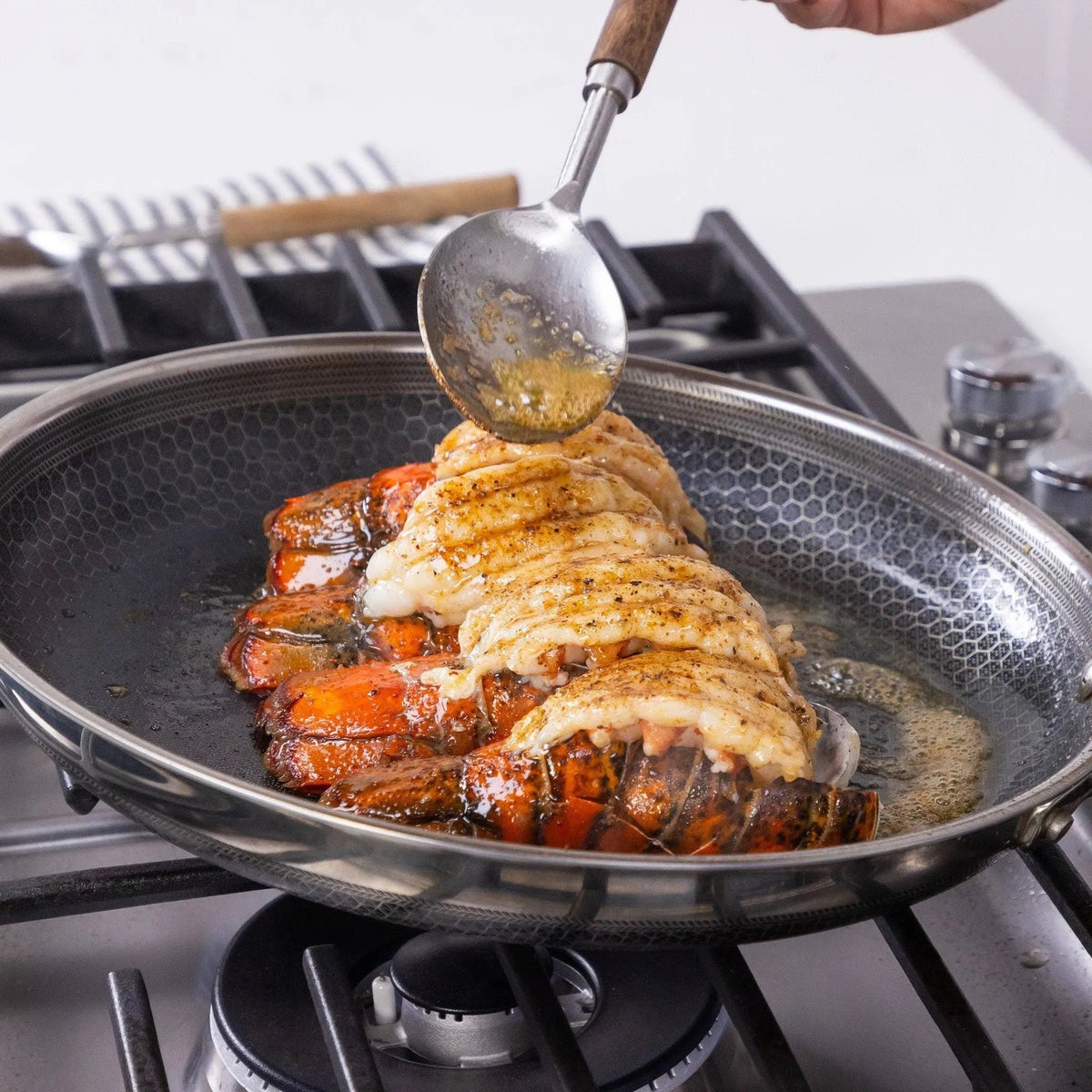 6-Piece Hybrid Stainless Steel Pan Set with Glass Lids. 8-Inch. 10-Inch and 12-Inch. Black