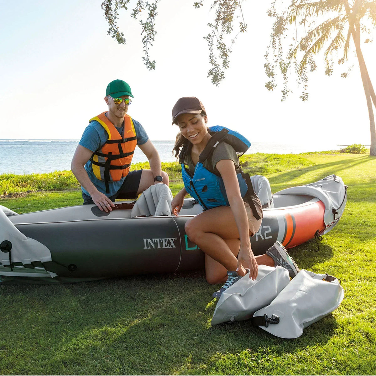 2025 Intex Dakota K2 Kayak inflable de vinilo para 2 personas. con remos y bomba – Caja abierta