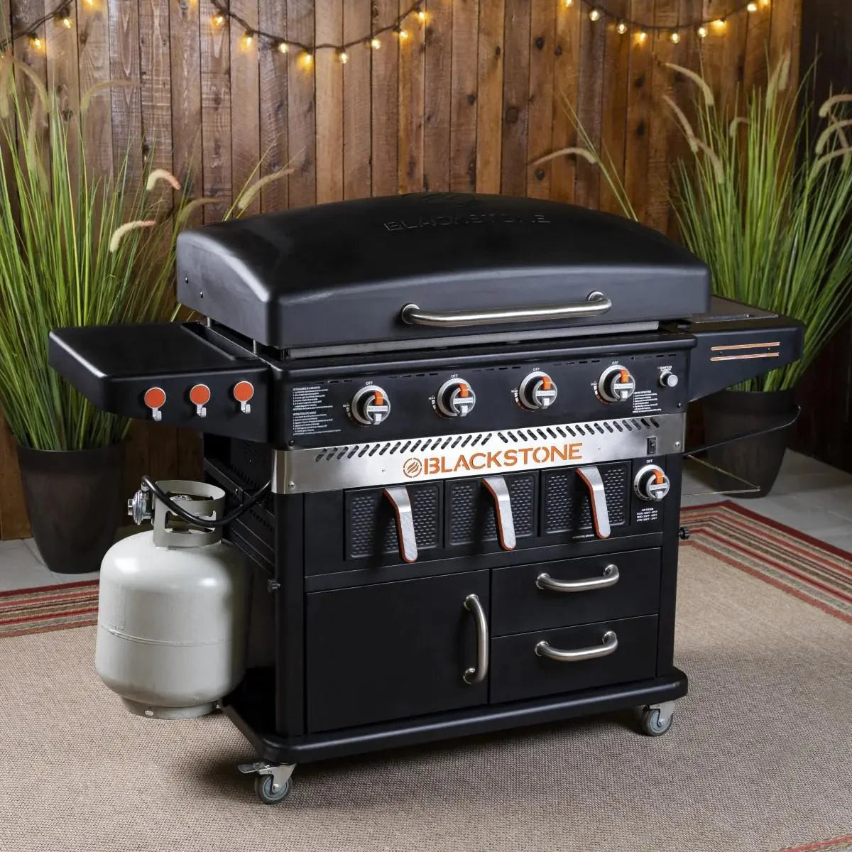 36-Inch 4-Burner Outdoor Griddle with Air Fryer. Multi-Function Gas Grill and Griddle Cooking Station
