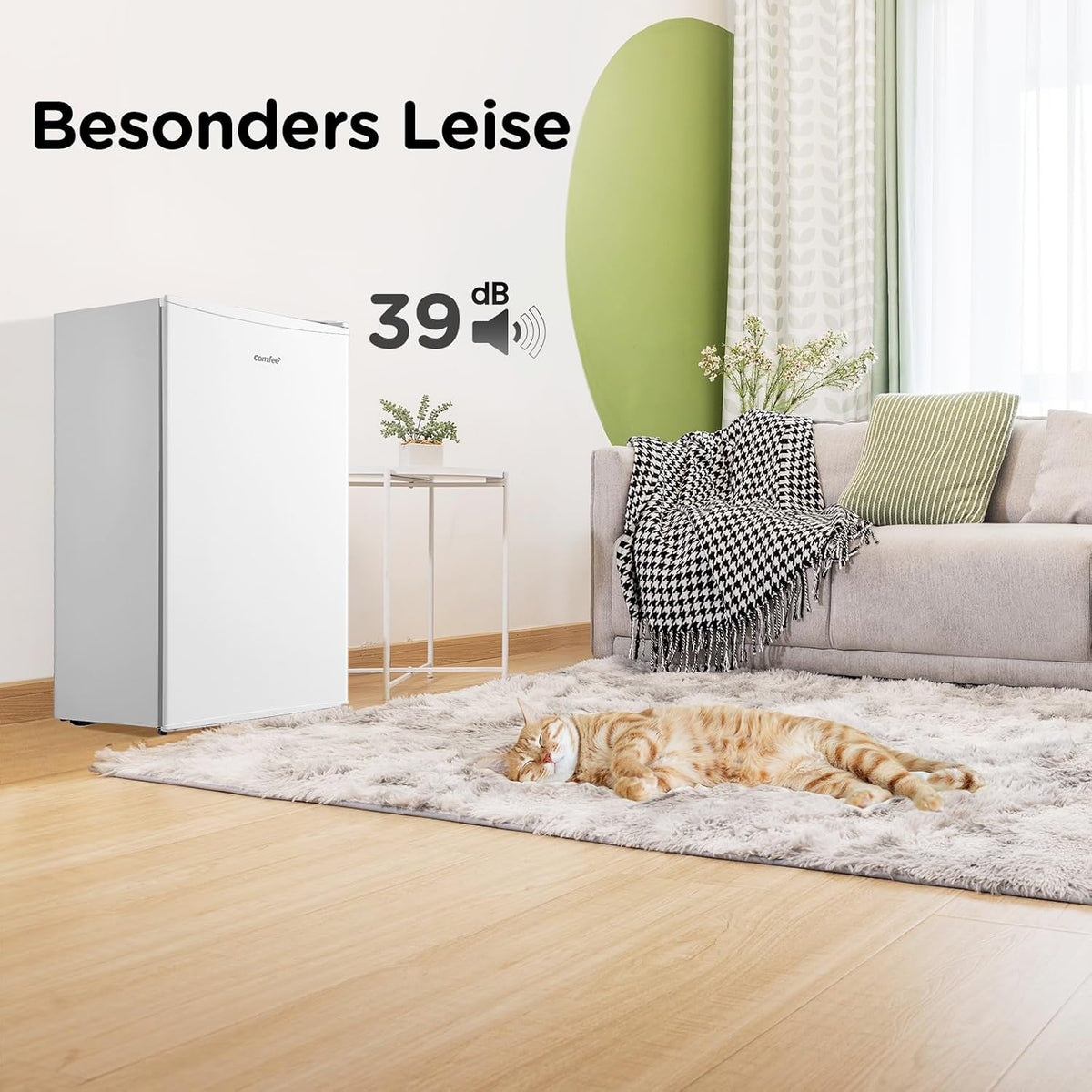 Comfee RCD80WH3(E) Kühlschrank mit Gefrierfach. 80L Kleiner Kühlschrank. Obst- und Gemüsefach. 84.5 cm Höhe. 47.5 cm Breite. 110 kWh pro Jahr.