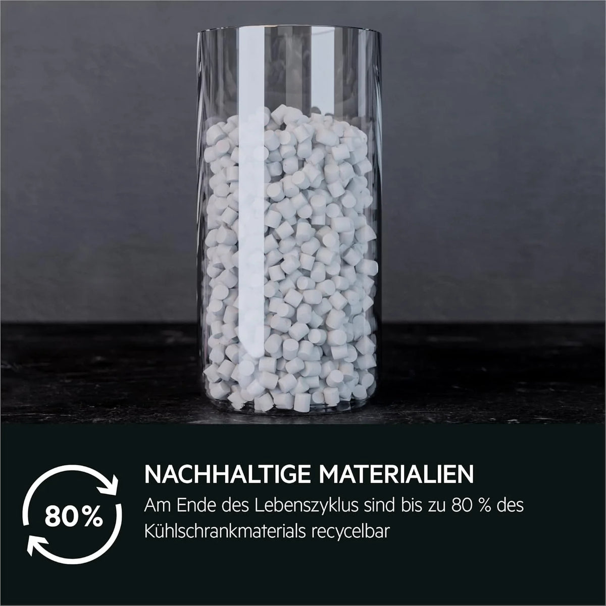 AEG Einbau-Kühl-Gefrier-Kombination 178cm. von Stiftung Warentest mit Gut (2.0) Bewertet. Serie 8000: 360°Cooling Optimale Luftfeuchtigkeit. Kühl- (