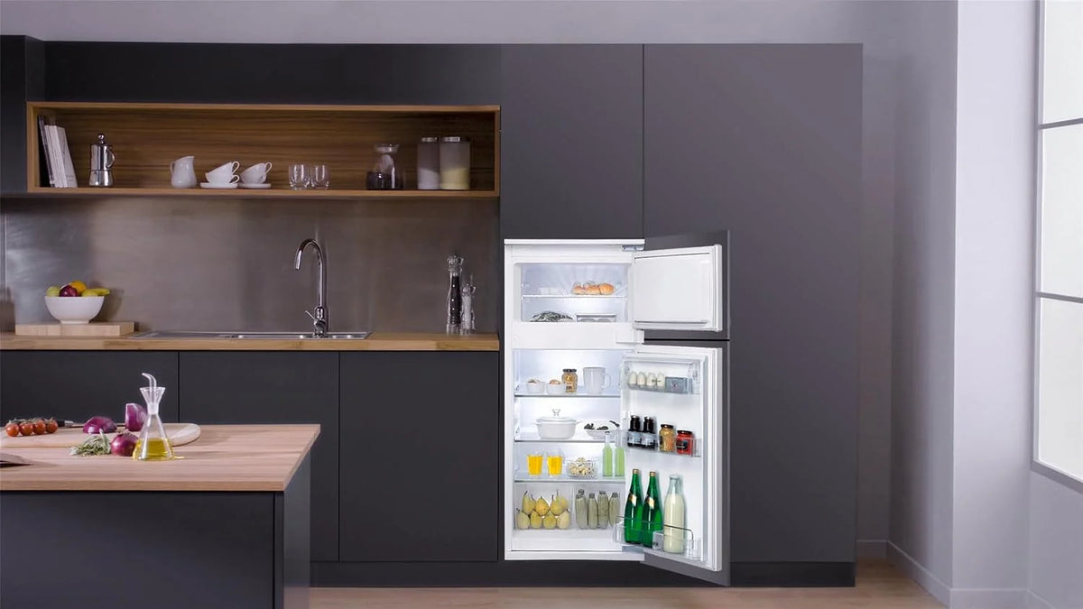 Bauknecht KDI 12S2 Einbau-Kühl-/Gefrierkombination. 173 l. elektronische Temperaturregelung. Abtauautomatik. LED-Beleuchtung. 36 dB leise.