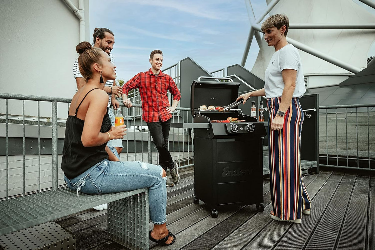Enders Elektrogrill eCRAVE 2. mit Gussrost. Grillwagen mit viel Stauraum. SIMPLE CLEAN Reinigungssystem. 2 leistungsstarke Heizelemente. formstabile