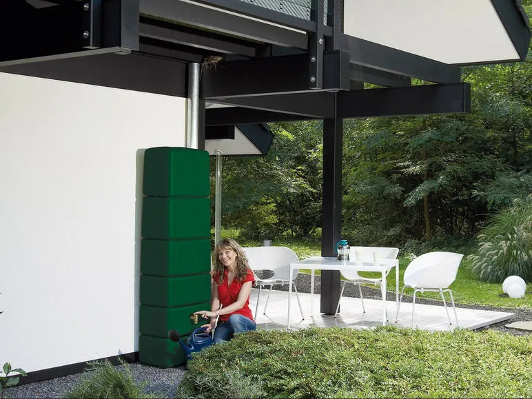 4rain Regentonne »SLIM«. 650 Liter Volumen. inklusive Auslaufhahn und Windsicherung