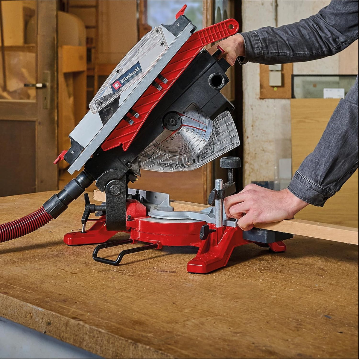 Einhell Sierra ingletadora y tronzadora y mesa TE-MS 216 T (1500W. hoja de sierra de Ø216mm. ancho de corte 120mm. profundidad 55mm. incl. láser de