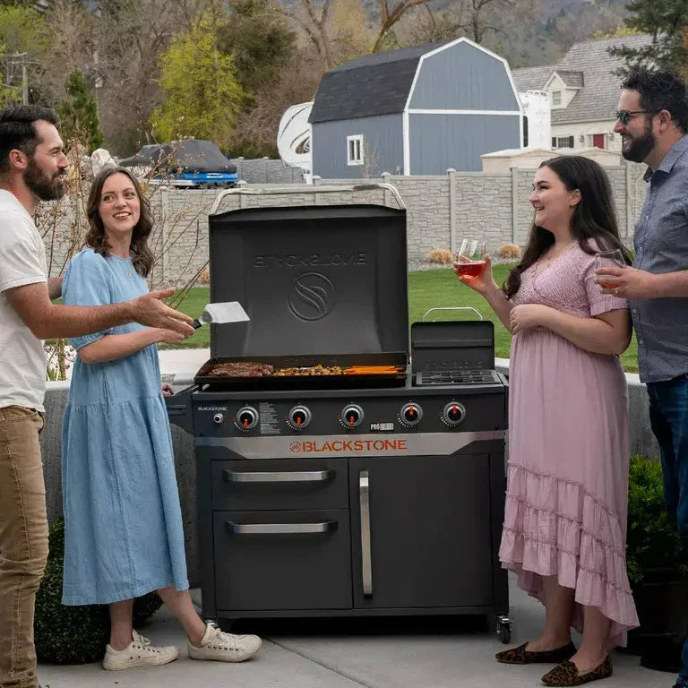 28 5-Burner Propane Griddle with Range Top – 72.000 BTU Outdoor Cooking Station